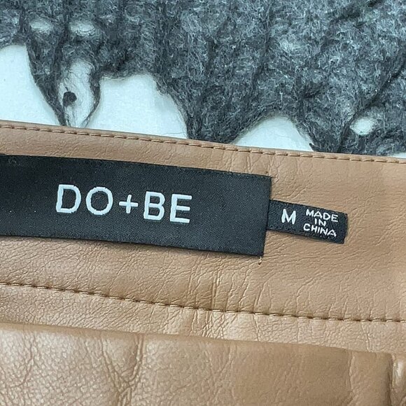 Do & Be faux leather caramel skort size M - Picture 3 of 4